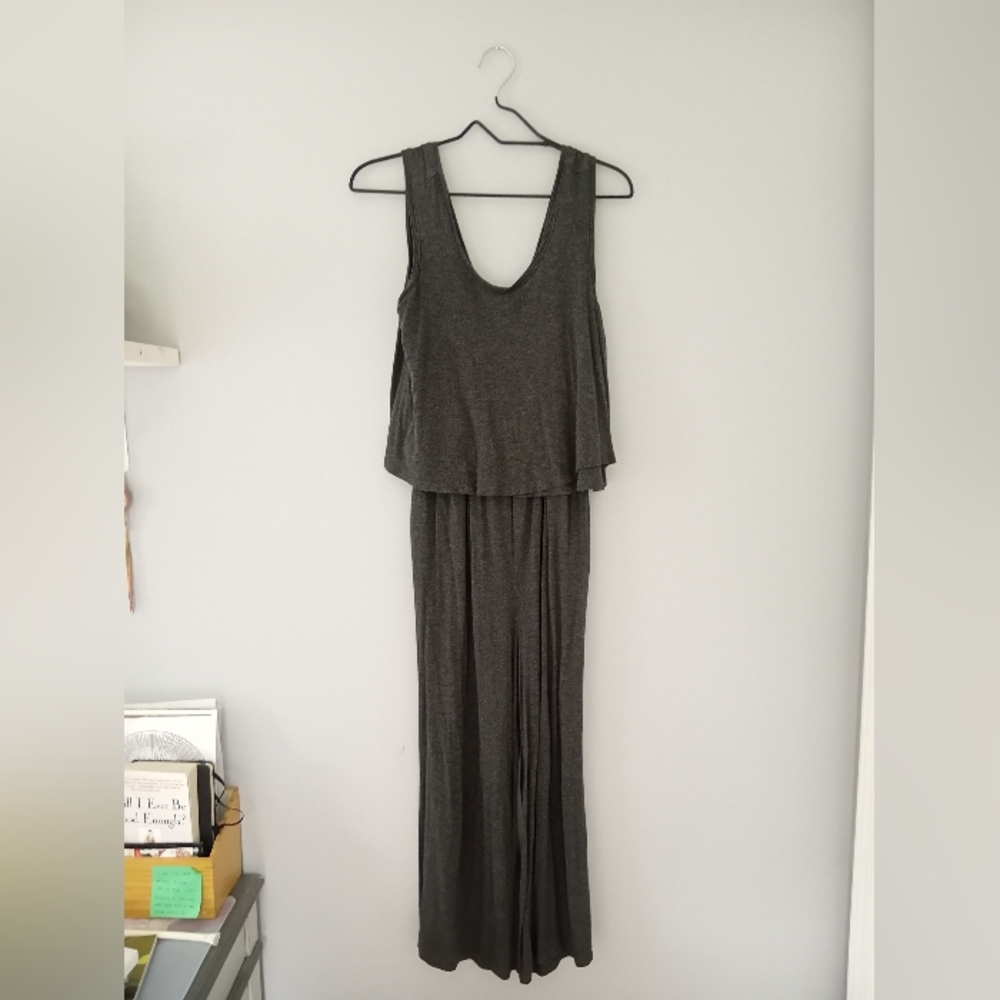A Pea In The Pod Grey Nursing Jumpsuit XS